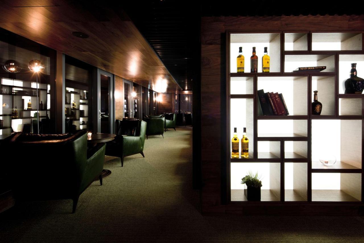 Banyan Tree Club & Hotel 5*